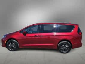 Thumbnail: 2020 Chrysler Pacifica - 8