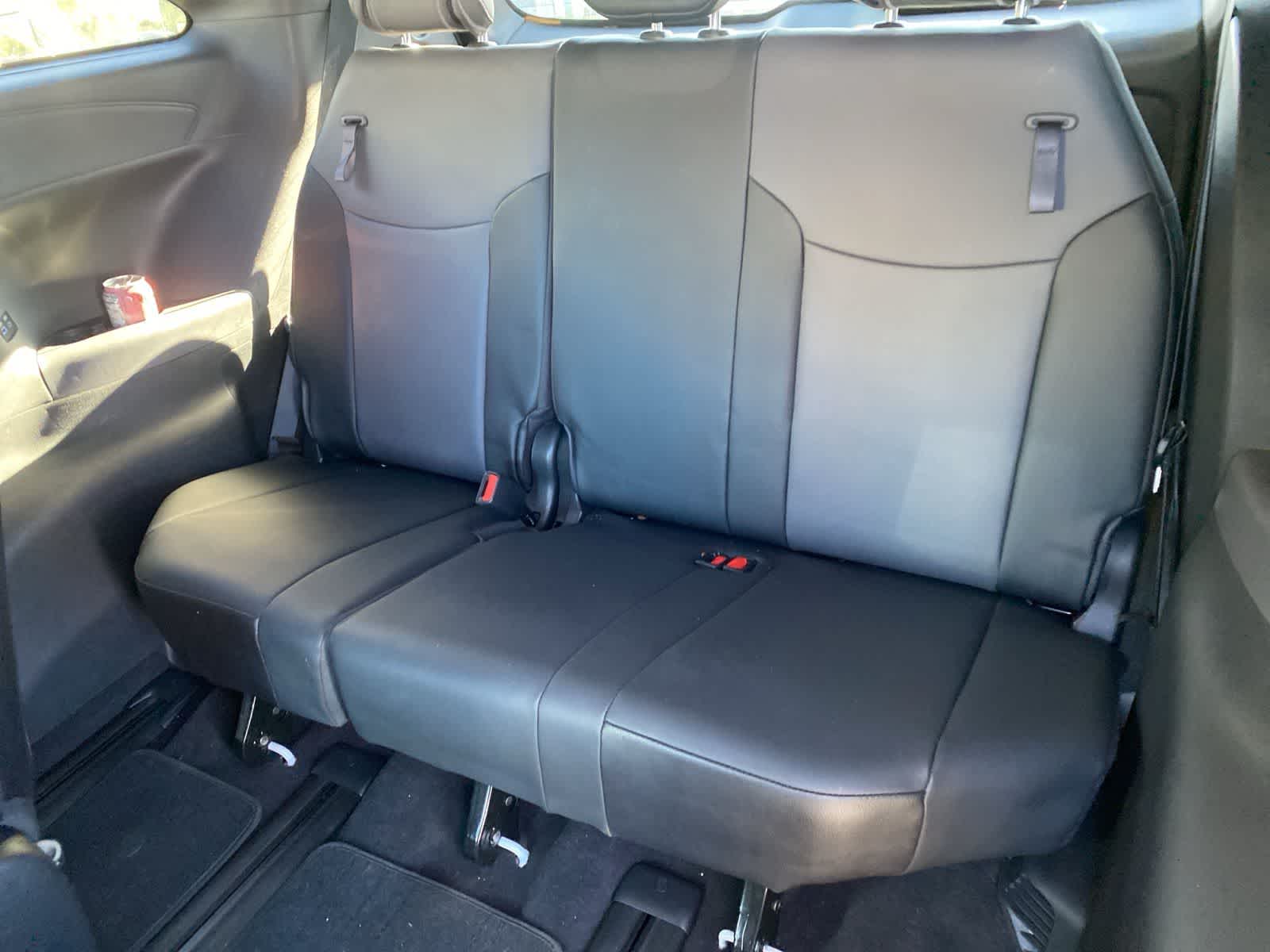 Thumbnail: 2021 Toyota Sienna - 13