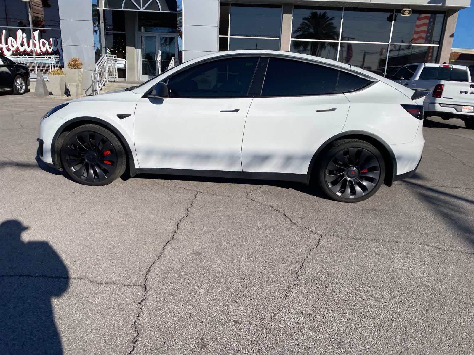 Thumbnail: 2022 Tesla Model Y - 9