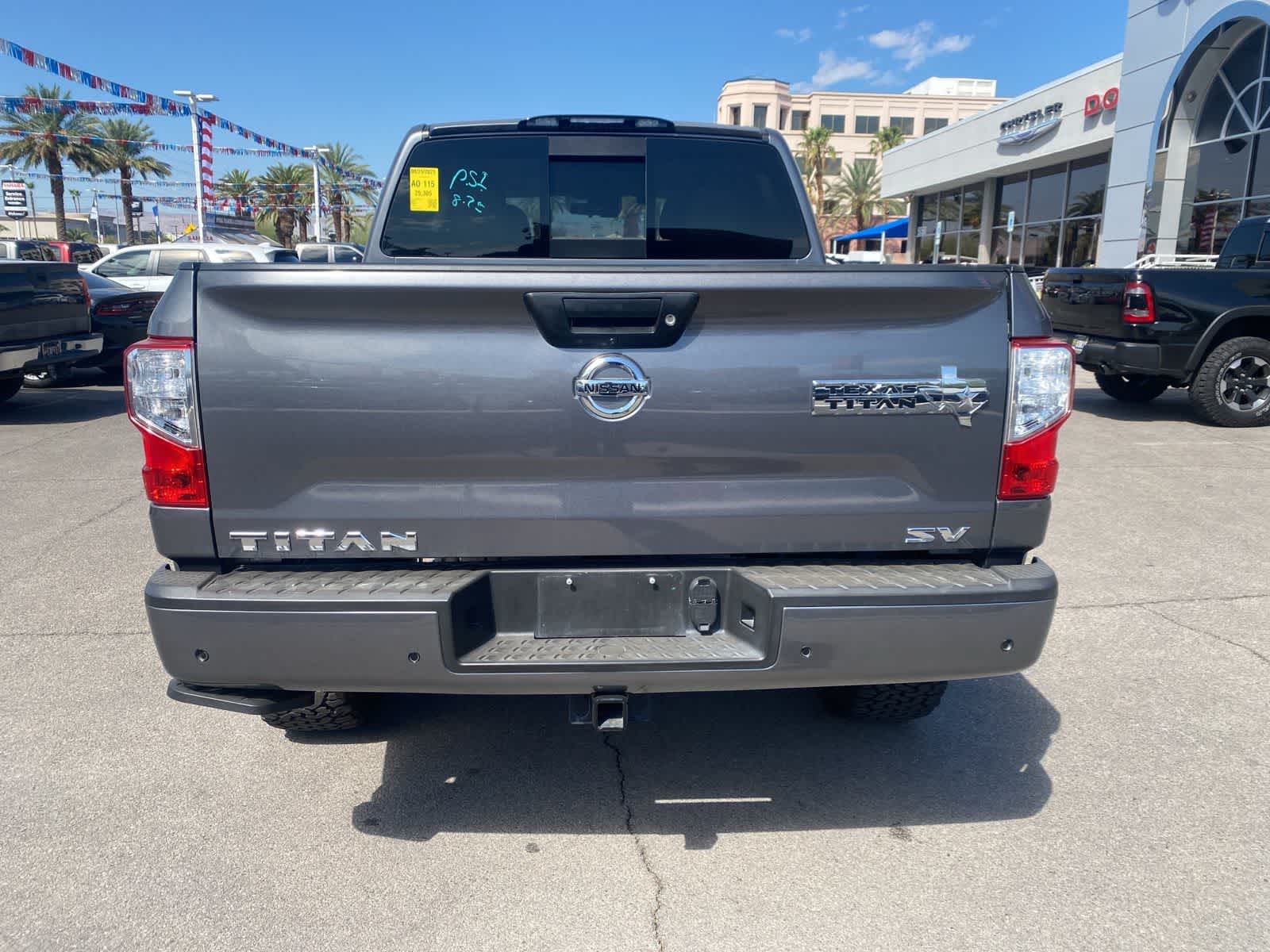 Thumbnail: 2021 Nissan Titan - 7