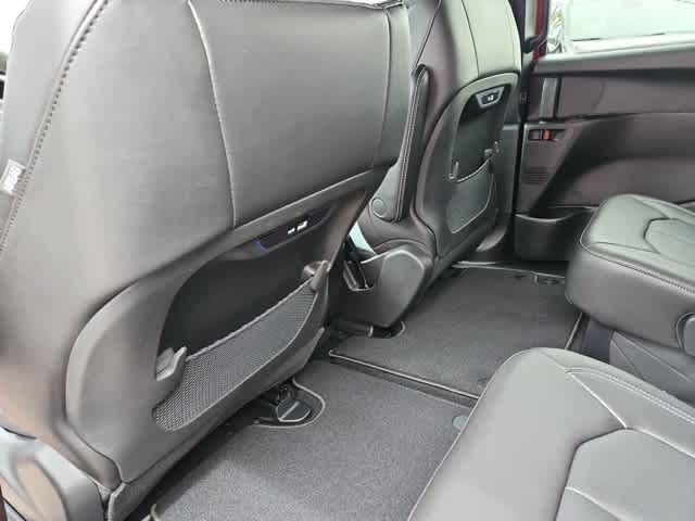 Thumbnail: 2026 Chrysler Pacifica - 18