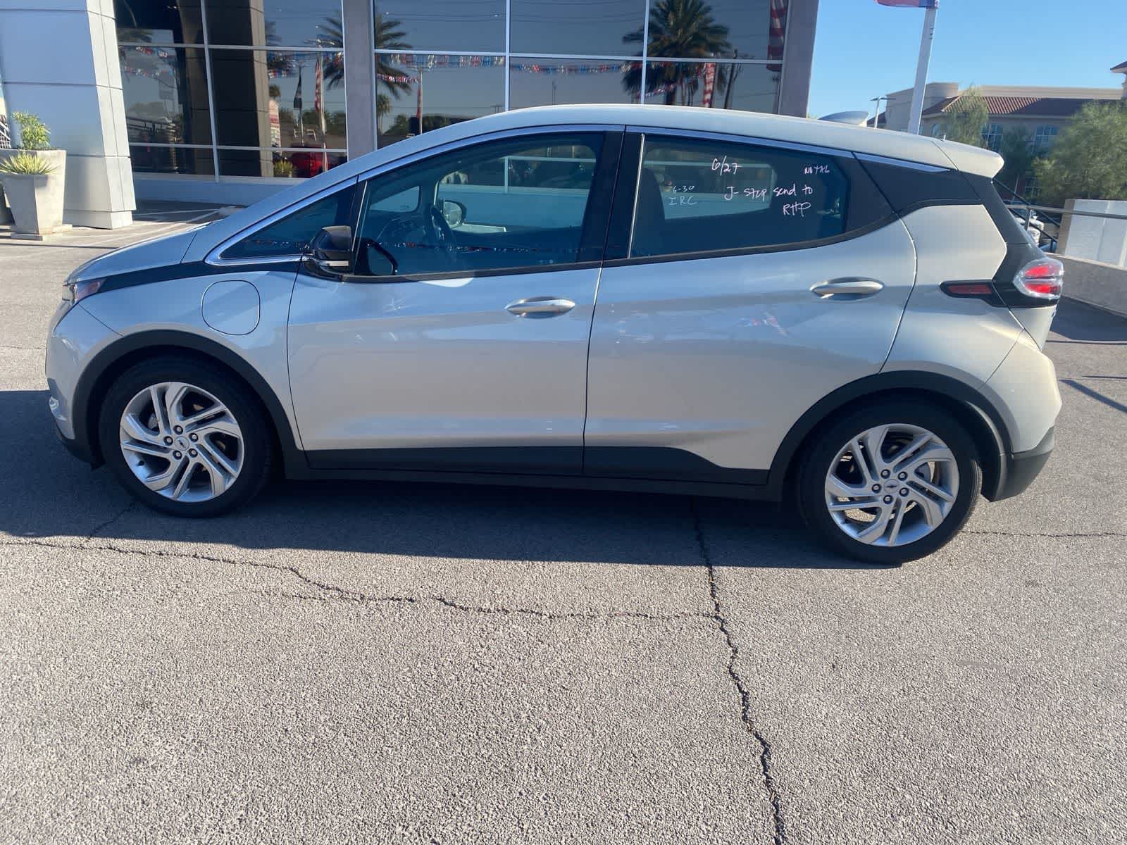 Thumbnail: 2023 Chevrolet Bolt EV - 10