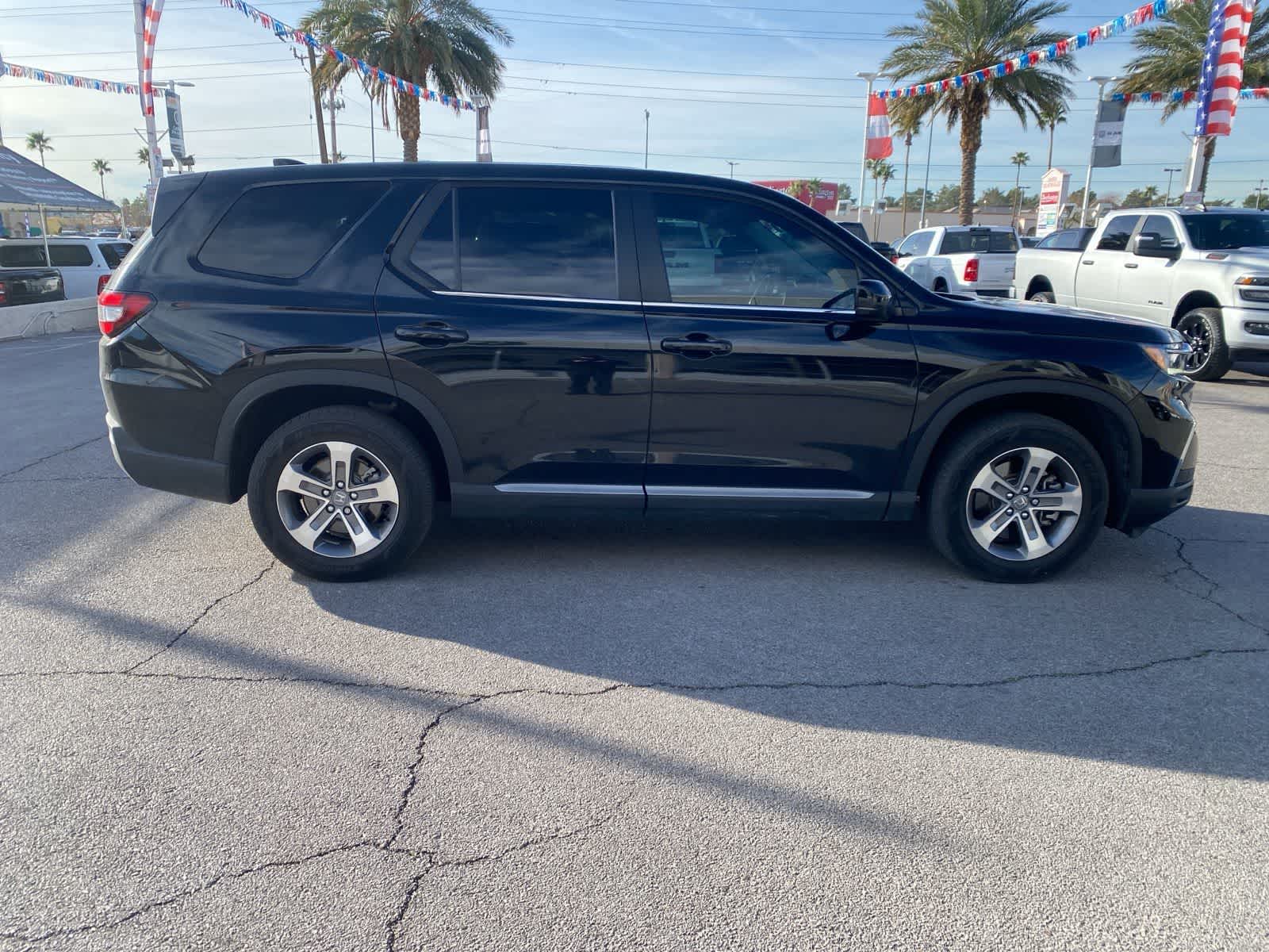 Thumbnail: 2024 Honda Pilot - 4