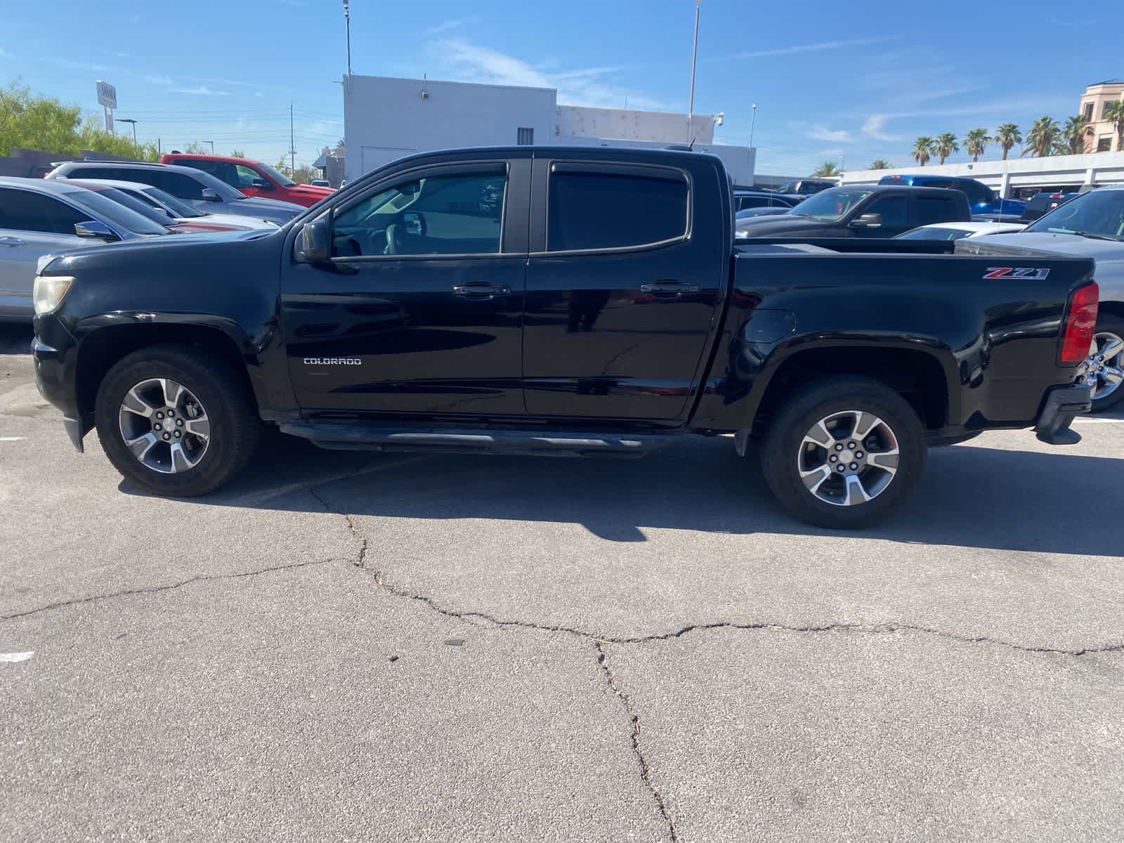 Thumbnail: 2019 Chevrolet Colorado - 9