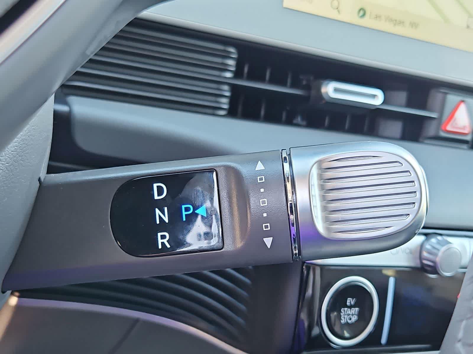 Thumbnail: 2024 Hyundai Ioniq 5 - 32