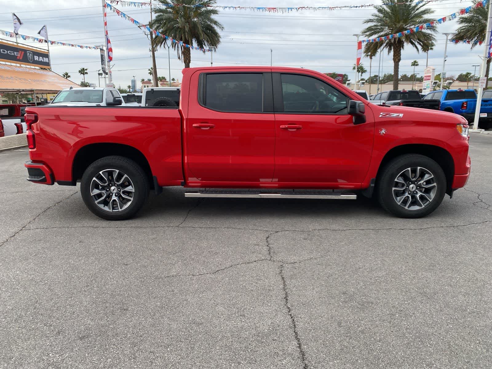 Thumbnail: 2022 Chevrolet Silverado 1500 - 4