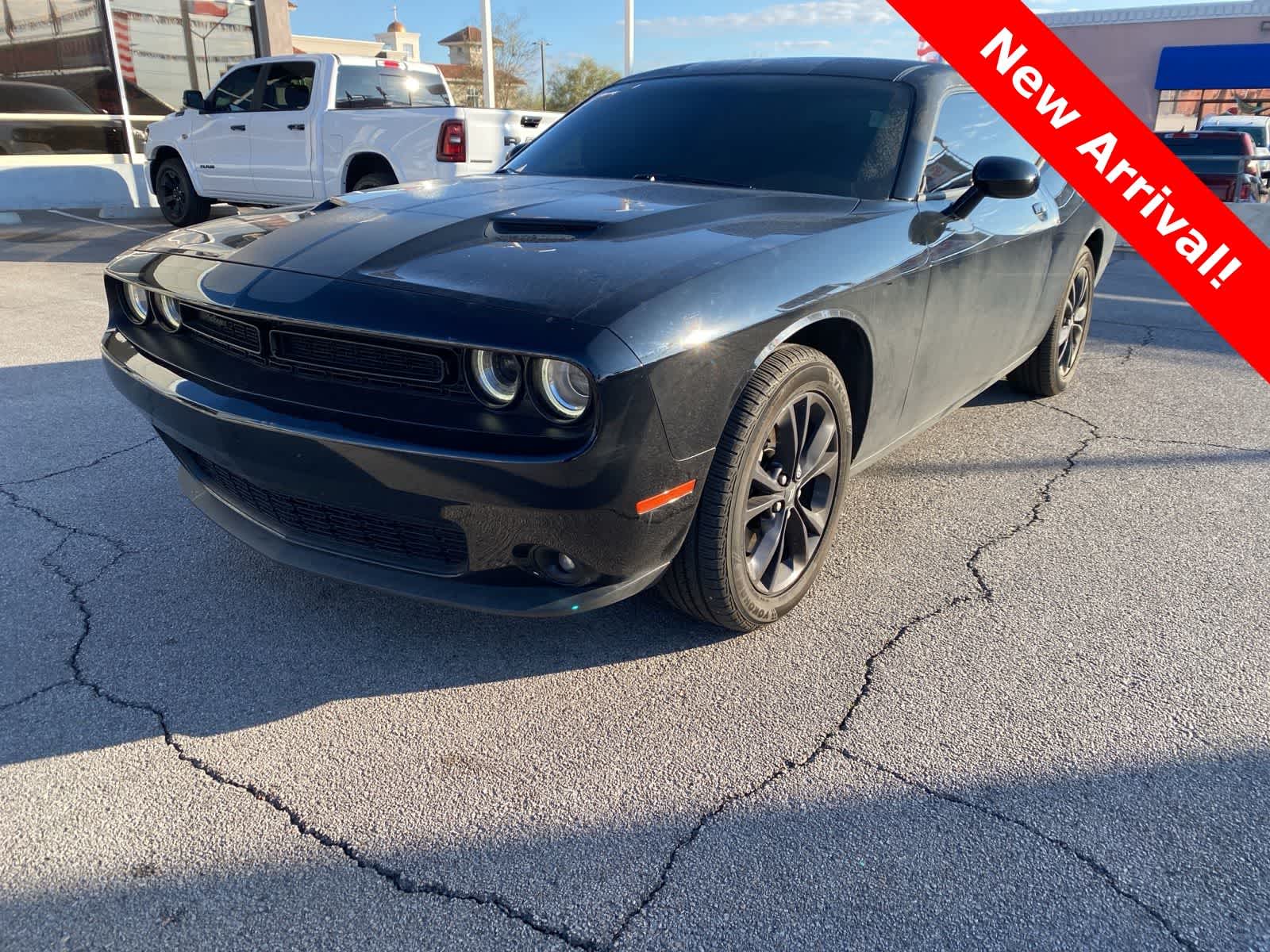 2021 Dodge Challenger SXT's photo
