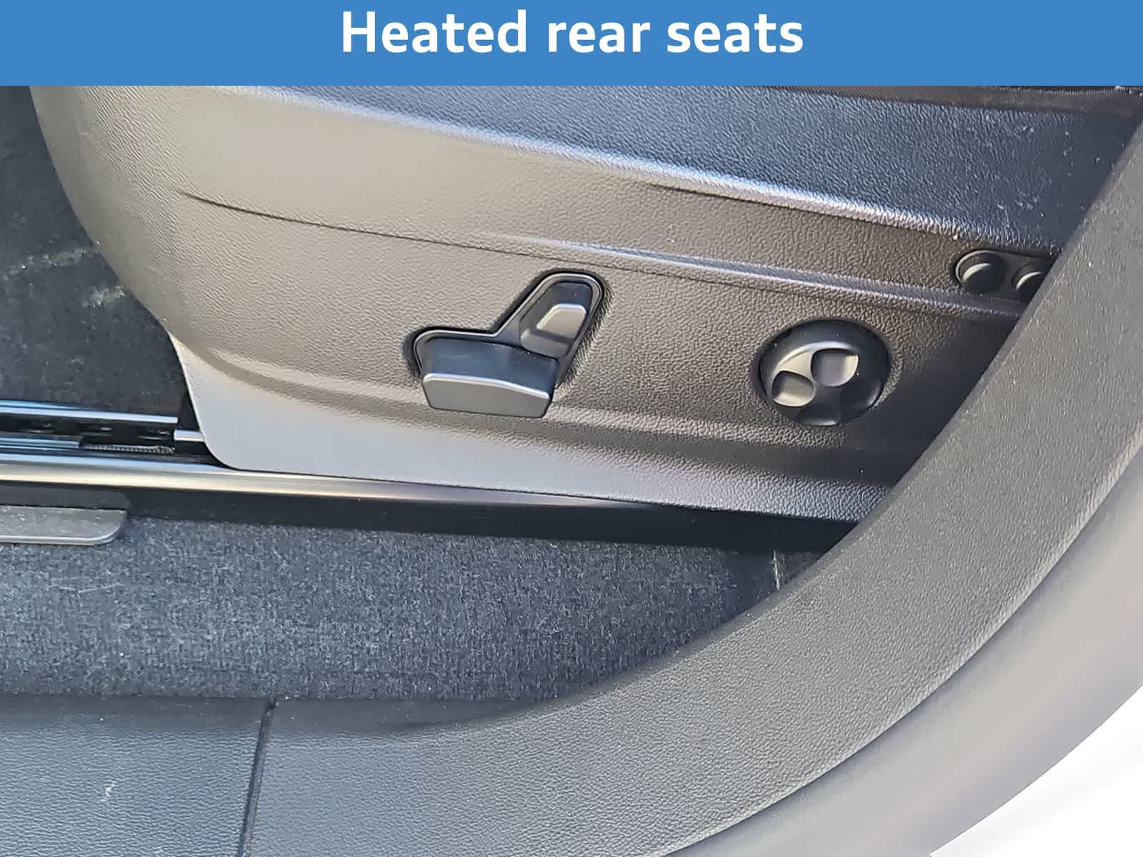 Thumbnail: 2023 Alfa Romeo Stelvio - 19