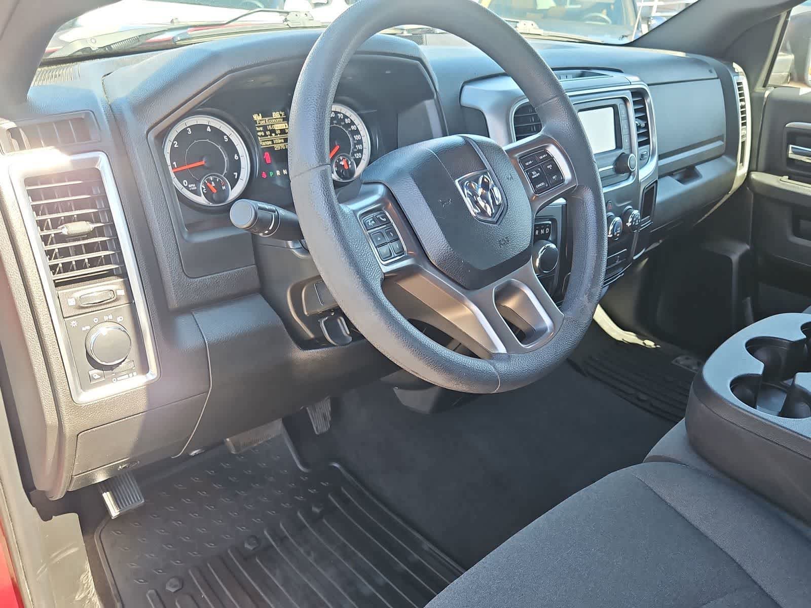 Thumbnail: 2022 RAM 1500 Classic - 14