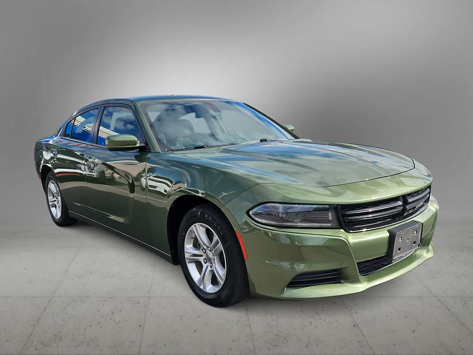 2022 Dodge Charger SXT photo 2