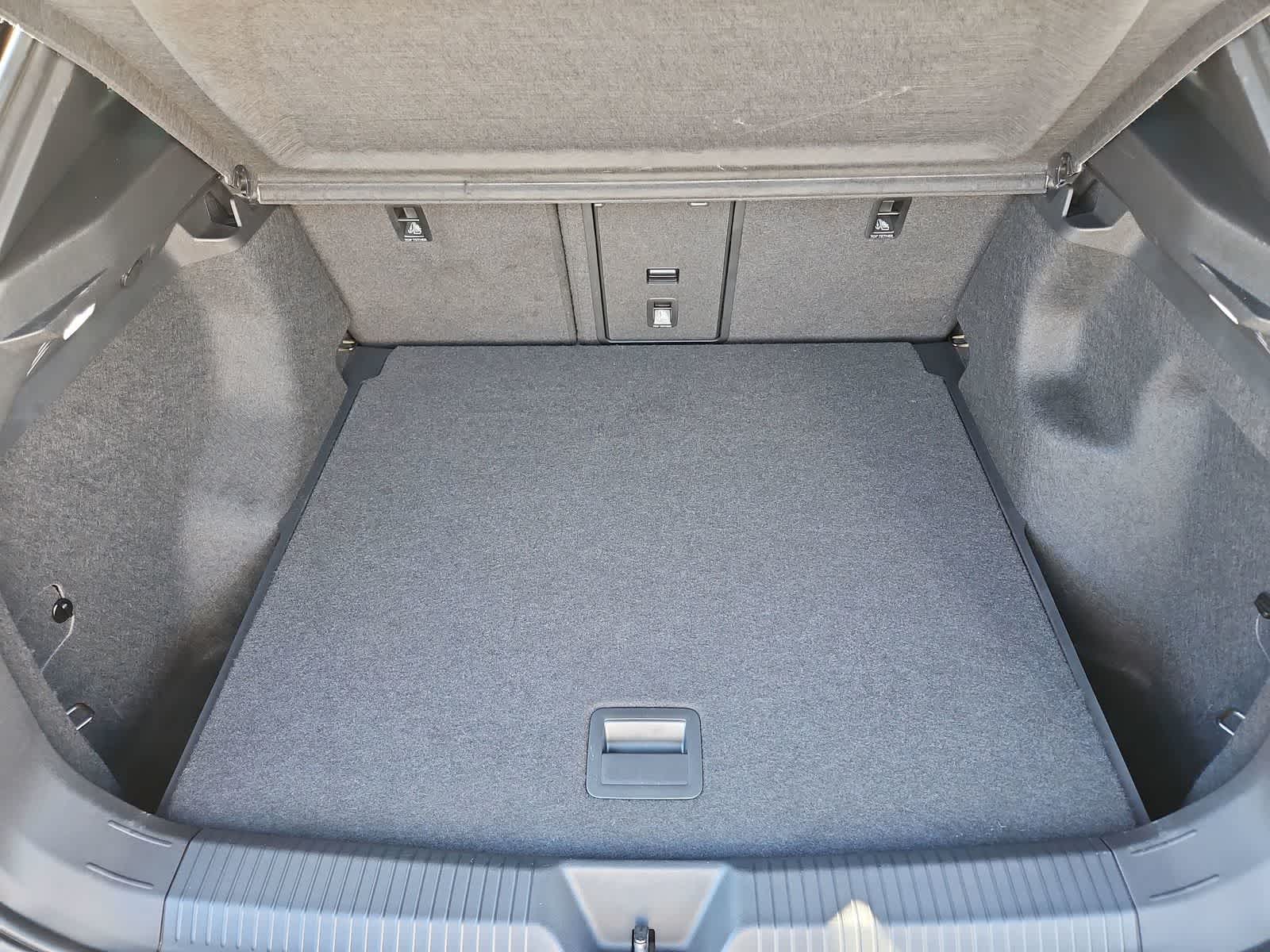 Thumbnail: 2023 Volkswagen ID.4 - 33