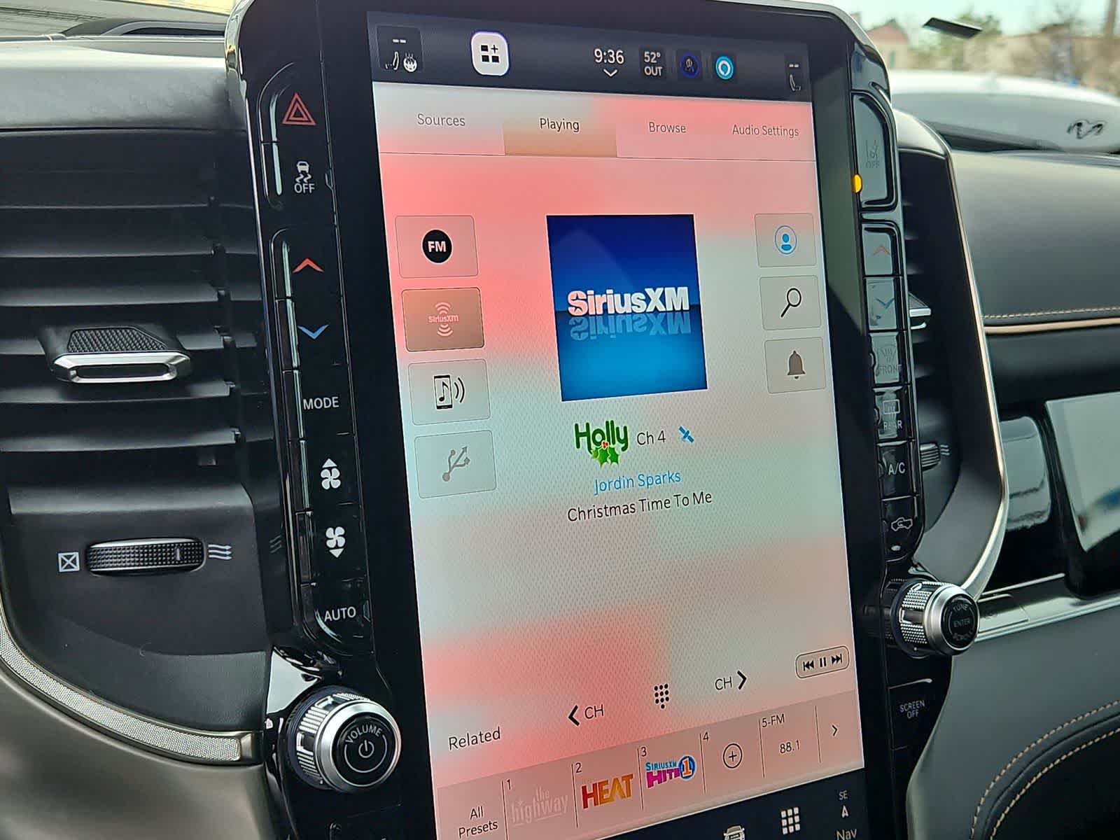 Thumbnail: 2026 RAM 1500 - 27