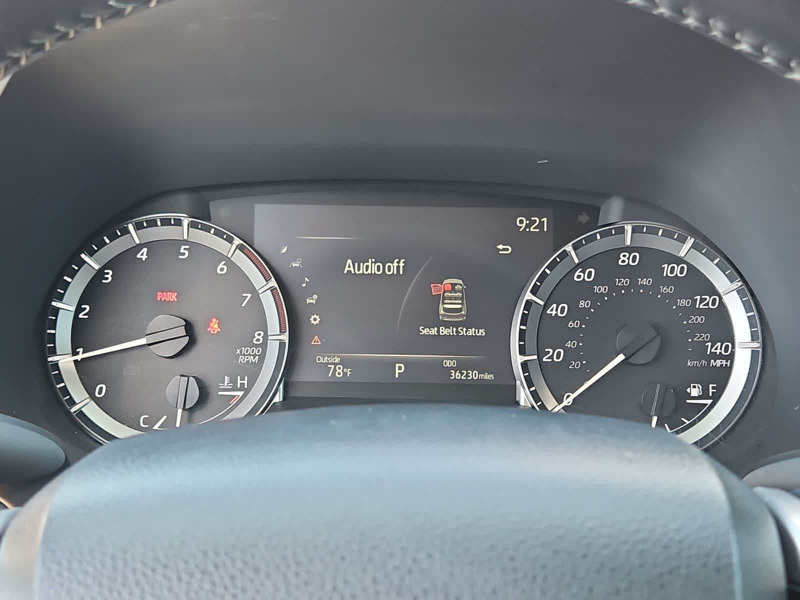 Thumbnail: 2023 Toyota Highlander - 31