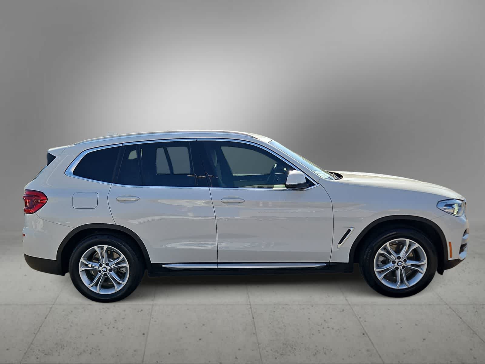 Thumbnail: 2021 BMW X3 - 10