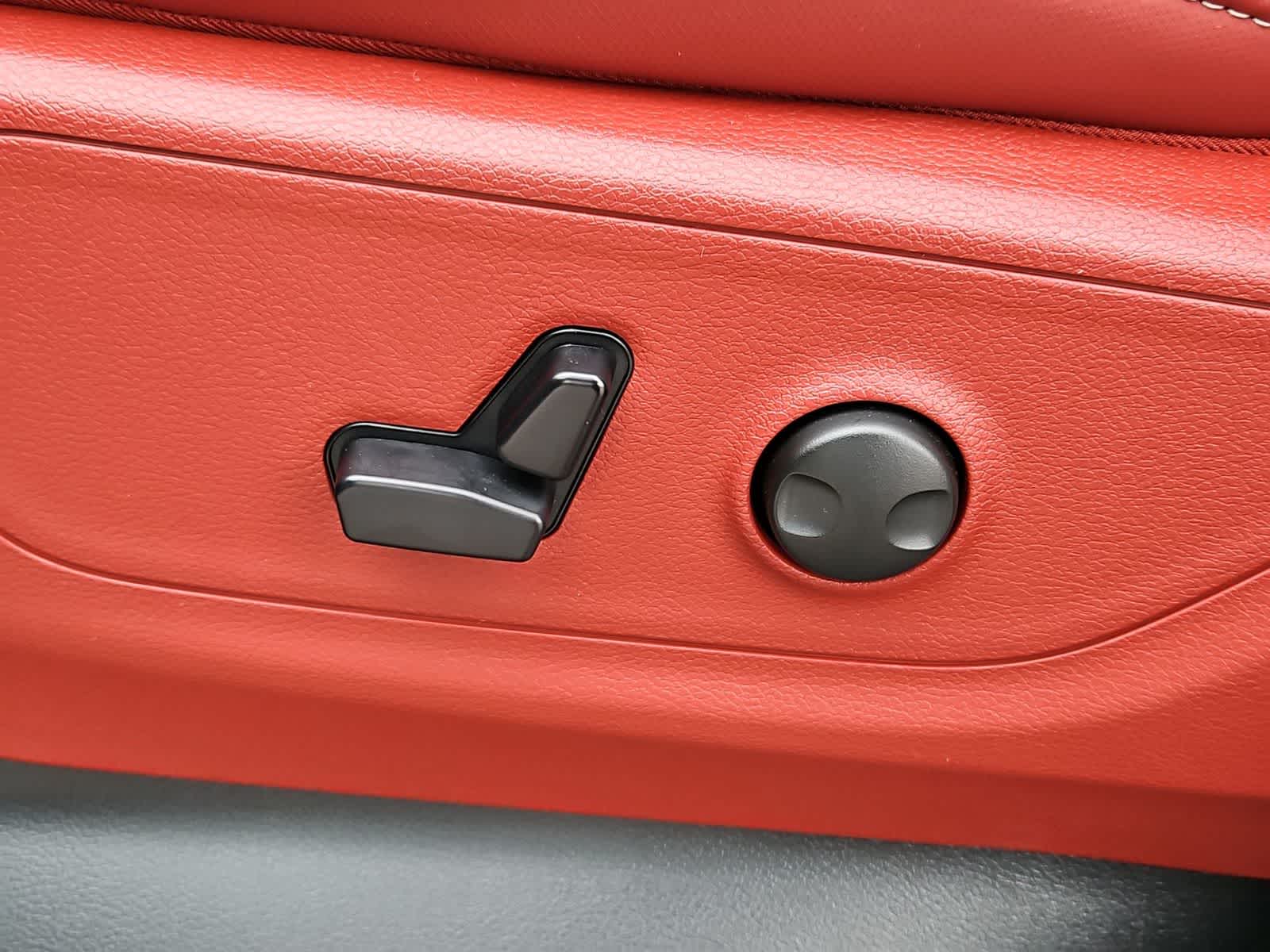 Thumbnail: 2026 RAM 1500 - 18