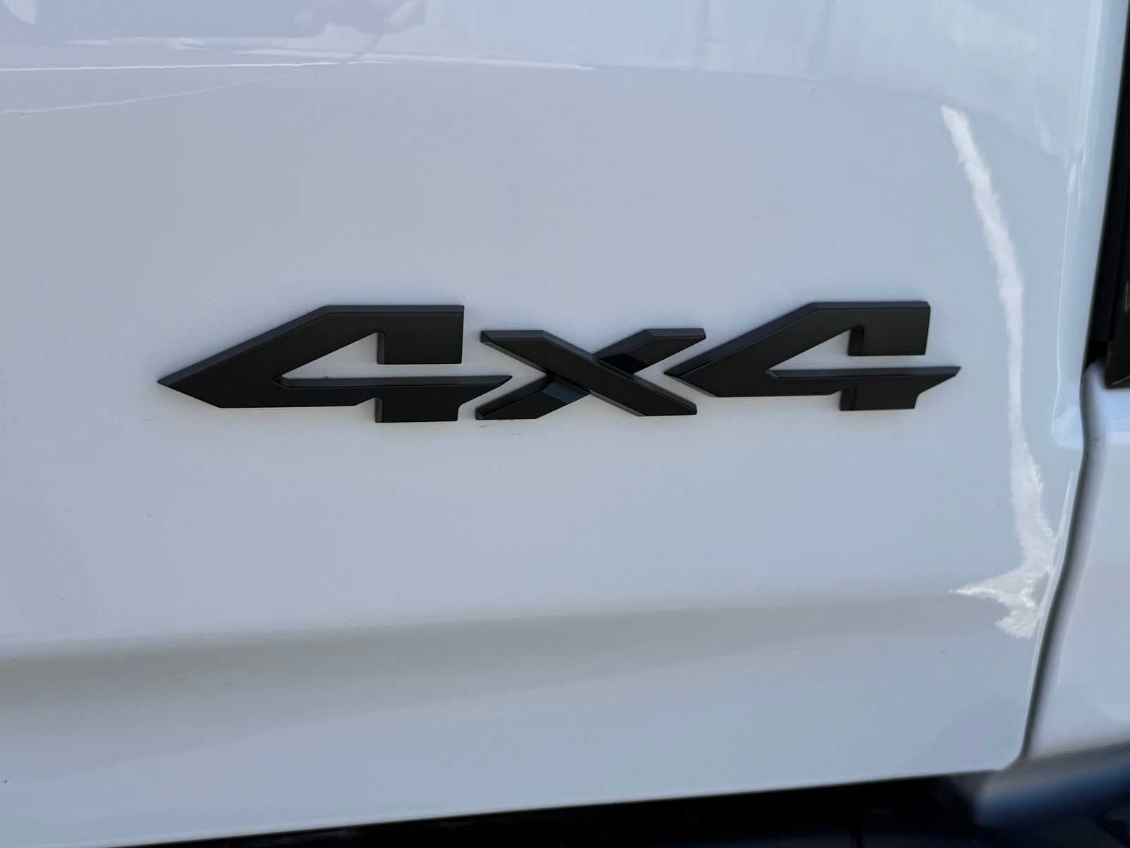 Thumbnail: 2026 RAM 1500 - 17
