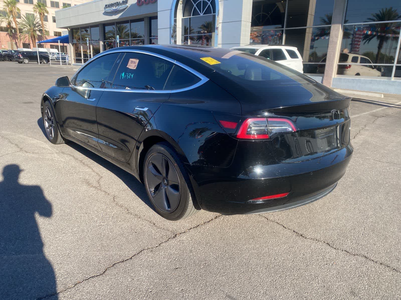 Thumbnail: 2018 Tesla Model 3 - 9