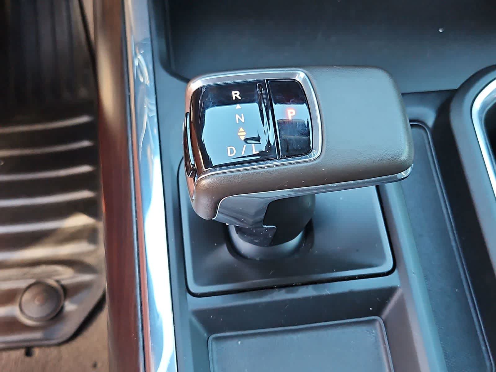 Thumbnail: 2024 GMC Sierra 1500 - 32