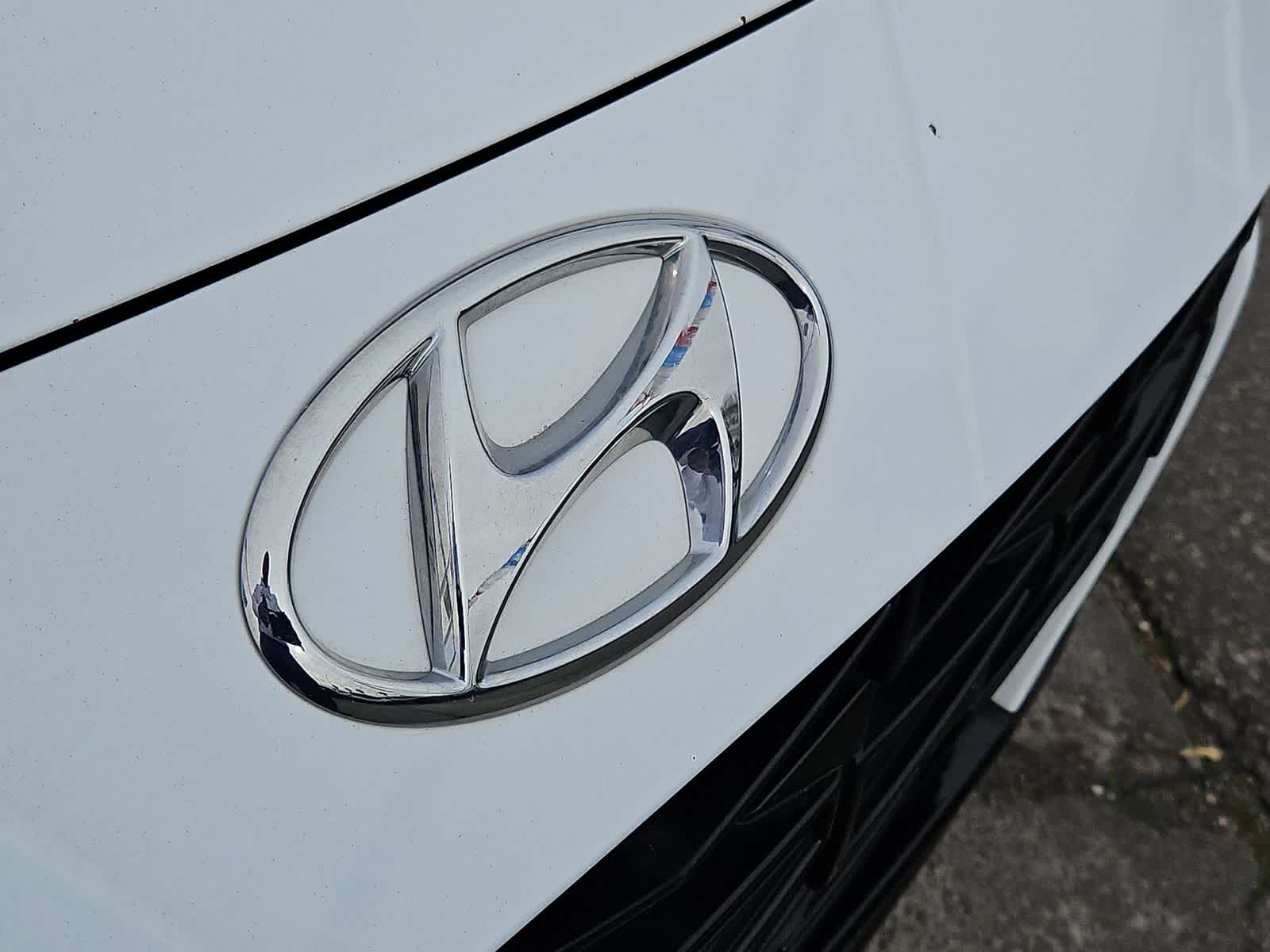 Thumbnail: 2021 Hyundai Elantra - 12