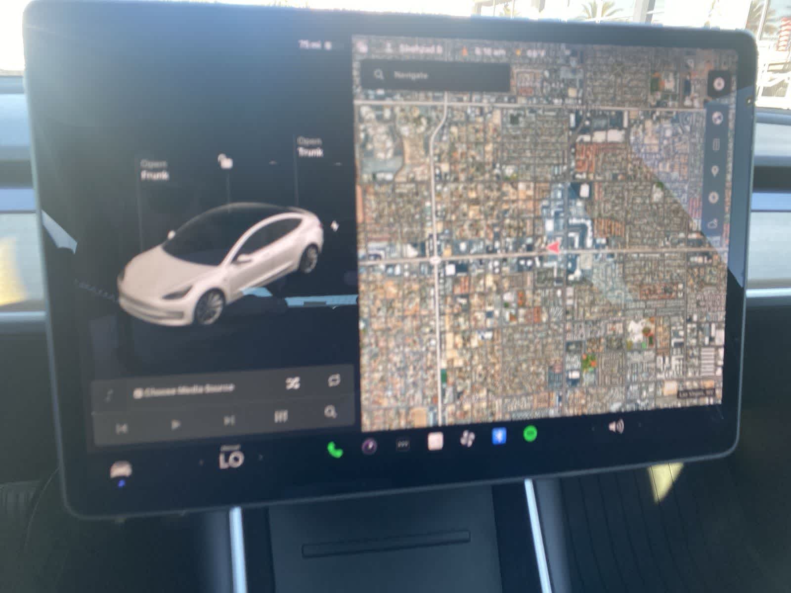 Thumbnail: 2020 Tesla Model 3 - 15