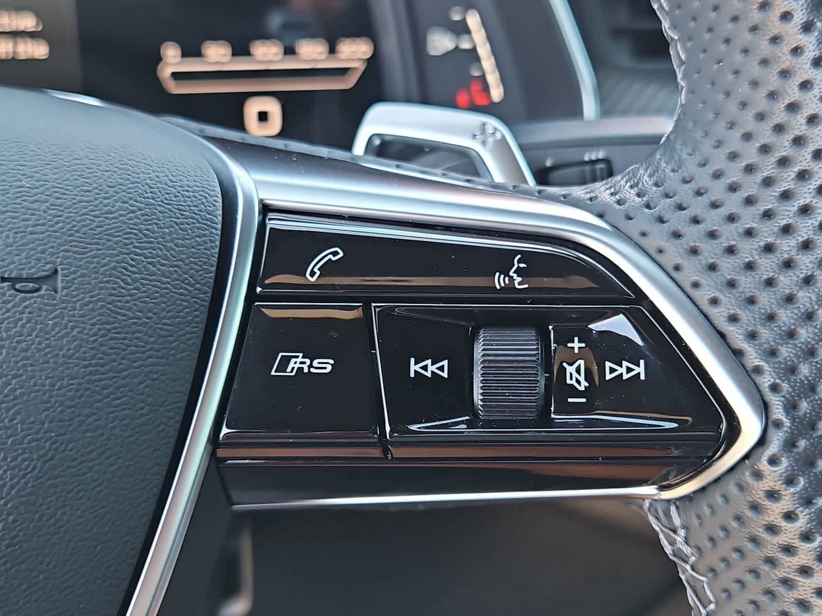 Thumbnail: 2024 Audi RS 7 - 27
