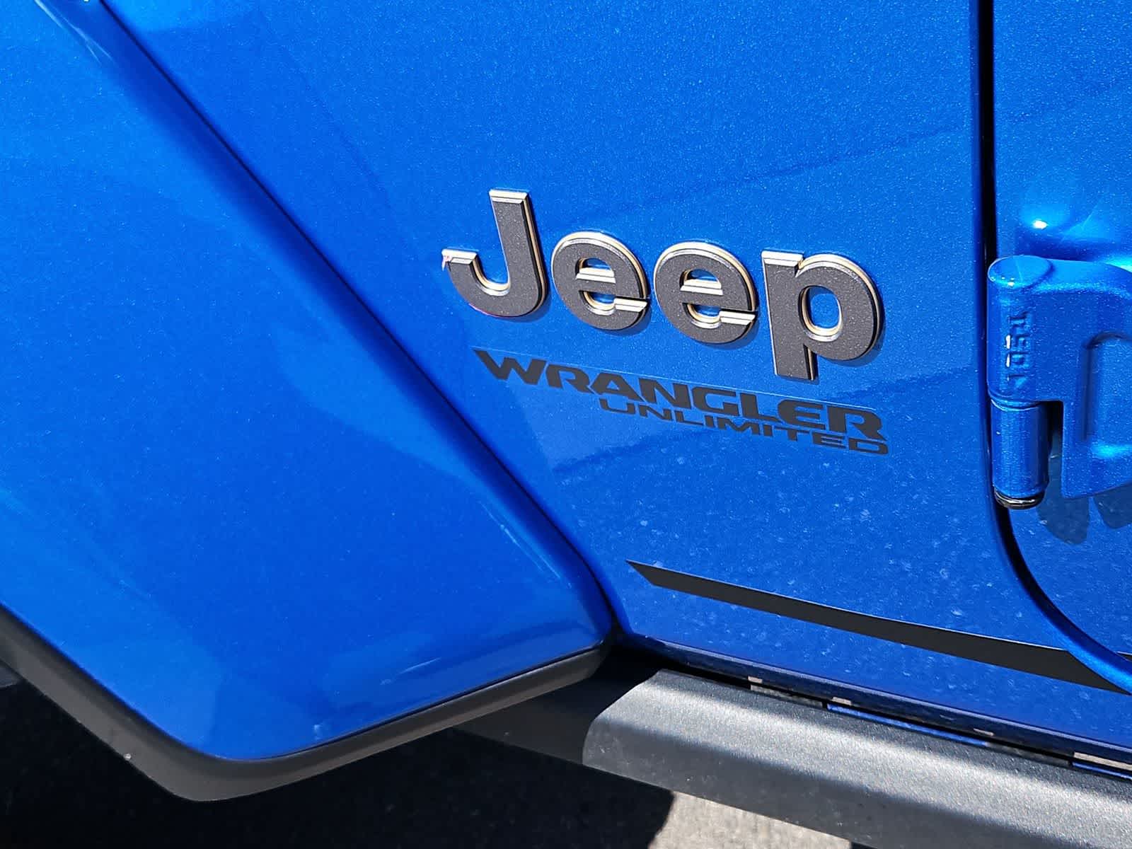 Thumbnail: 2022 Jeep Wrangler - 13