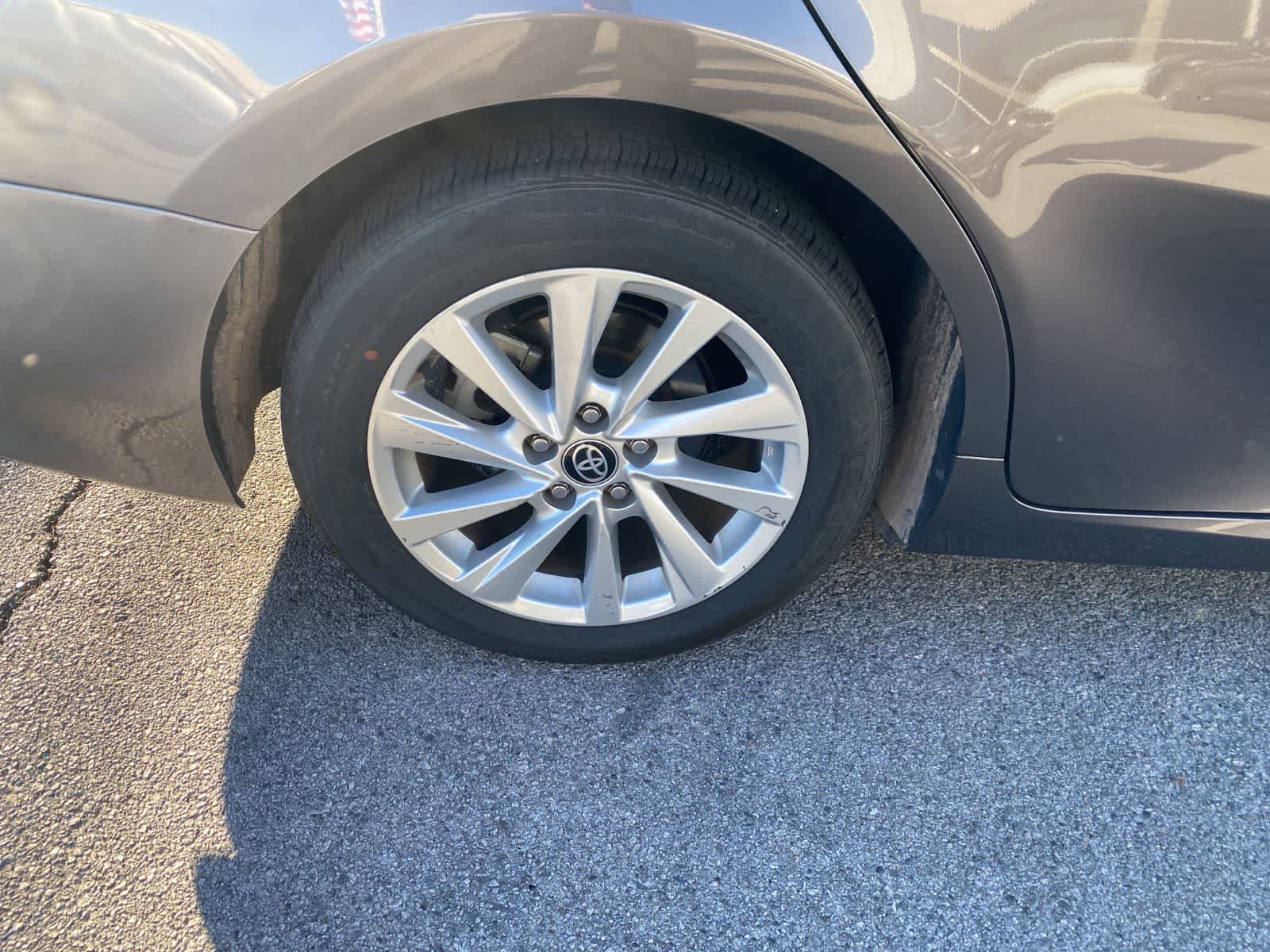 Thumbnail: 2023 Toyota Camry - 5