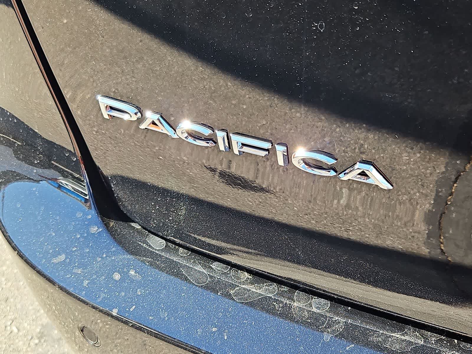 Thumbnail: 2026 Chrysler Pacifica - 12