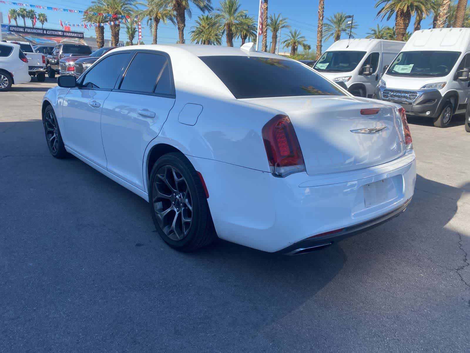 Thumbnail: 2016 Chrysler 300 - 8