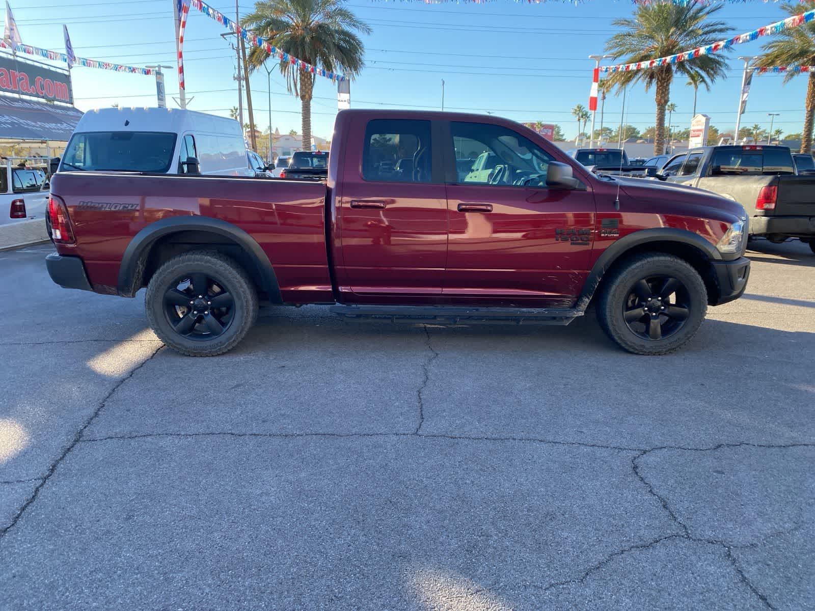 Thumbnail: 2019 RAM 1500 Classic - 4