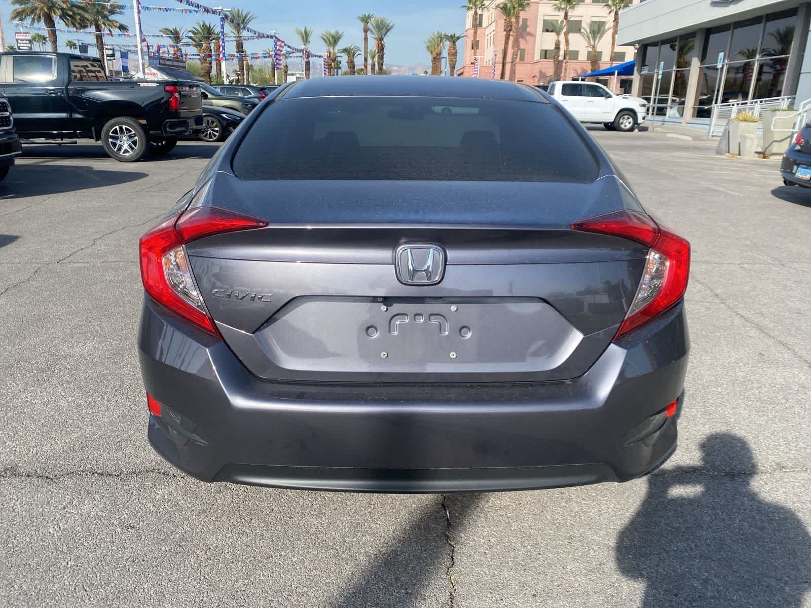 Thumbnail: 2016 Honda Civic - 8