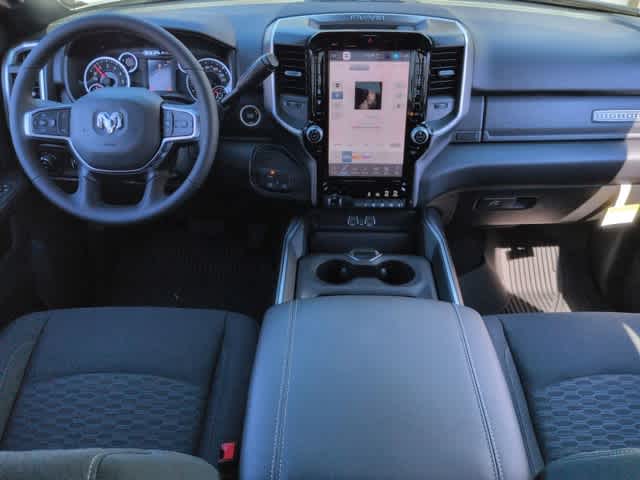 2026 RAM 3500 Big Horn - Photo 15
