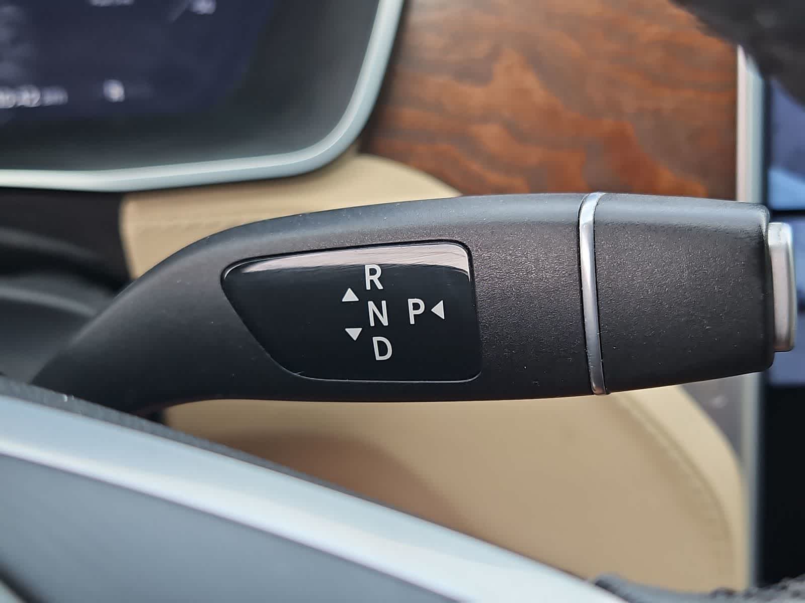 Thumbnail: 2017 Tesla Model S - 32