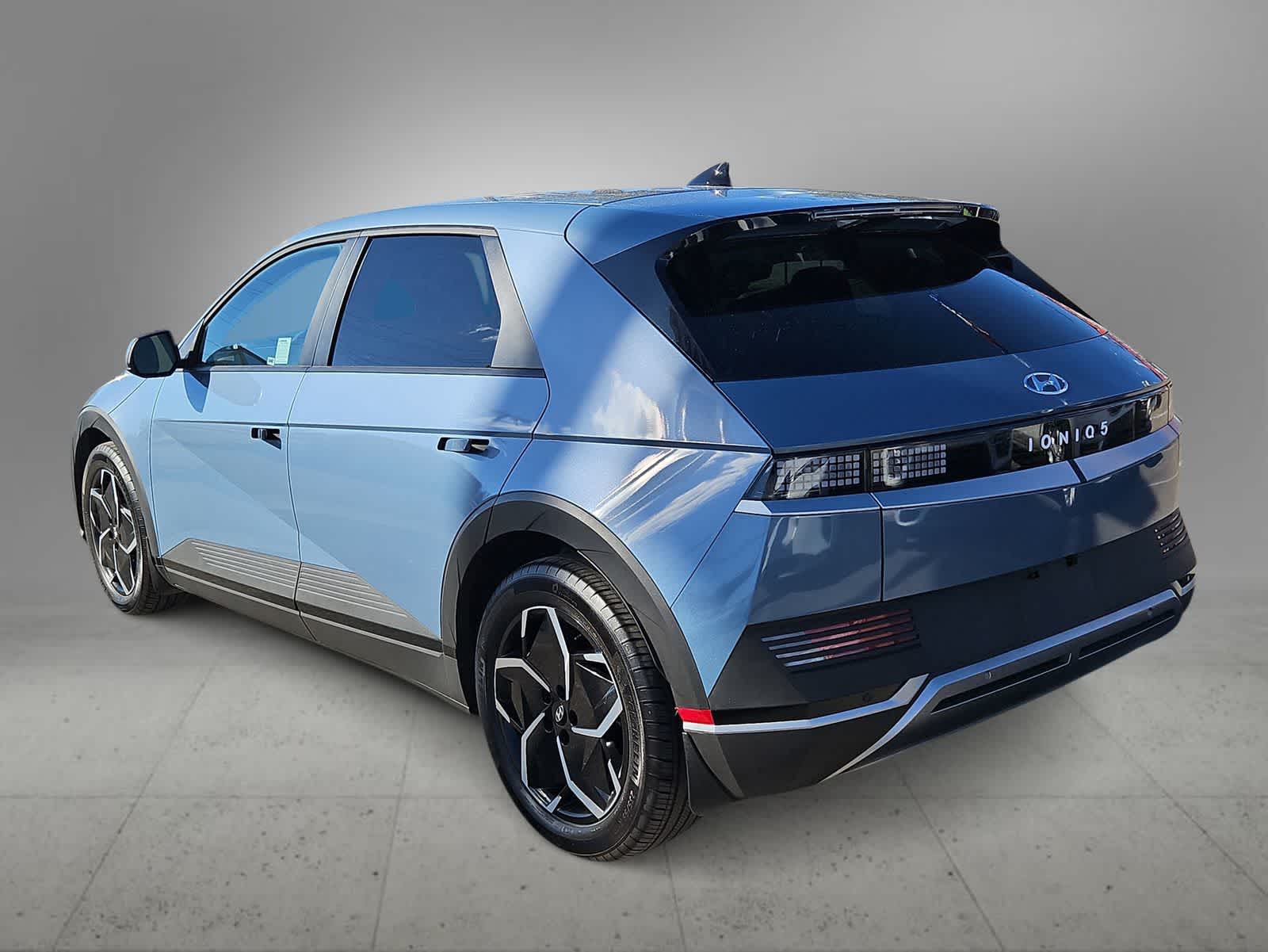 Thumbnail: 2024 Hyundai Ioniq 5 - 7