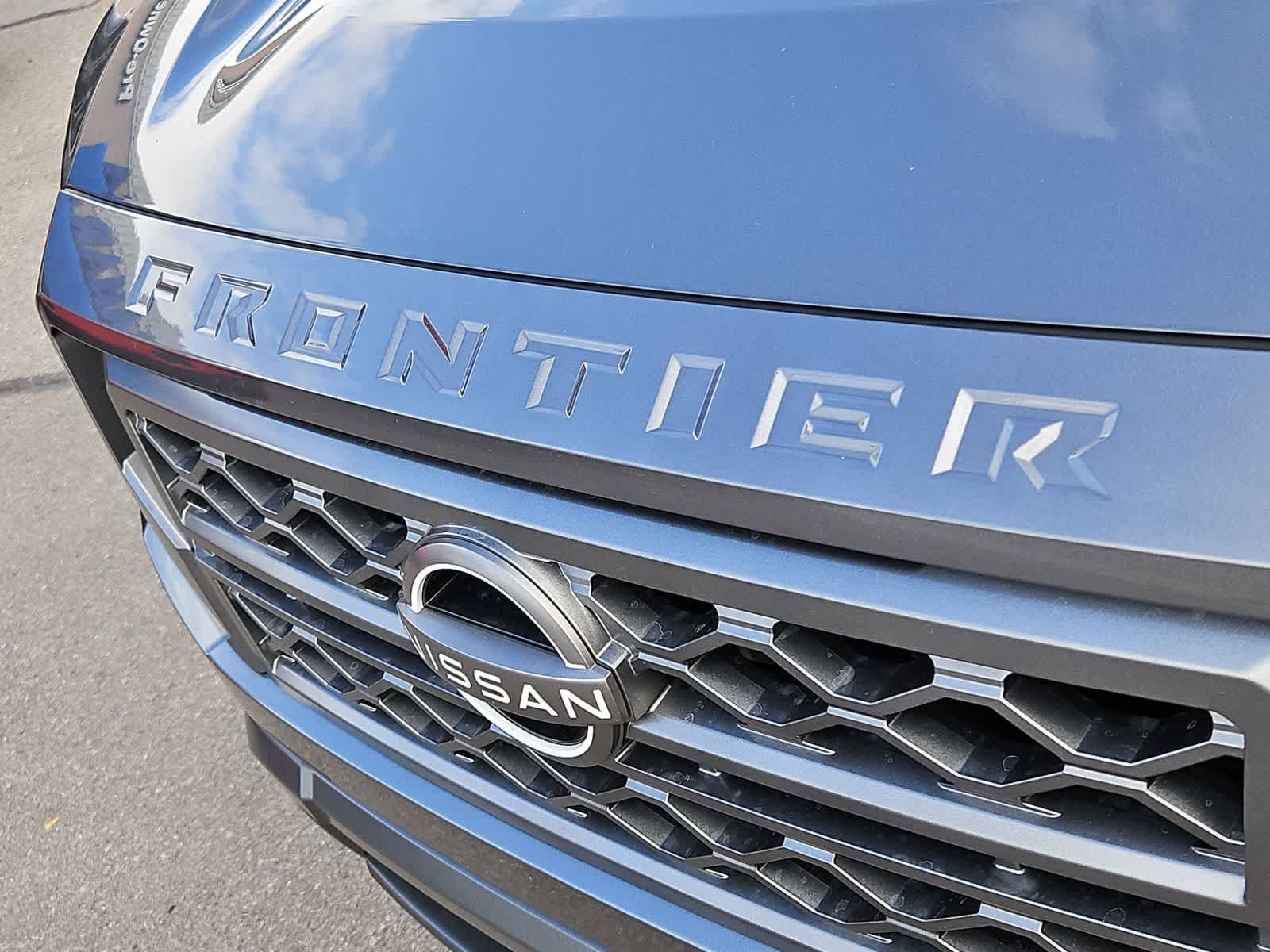 Thumbnail: 2022 Nissan Frontier - 13