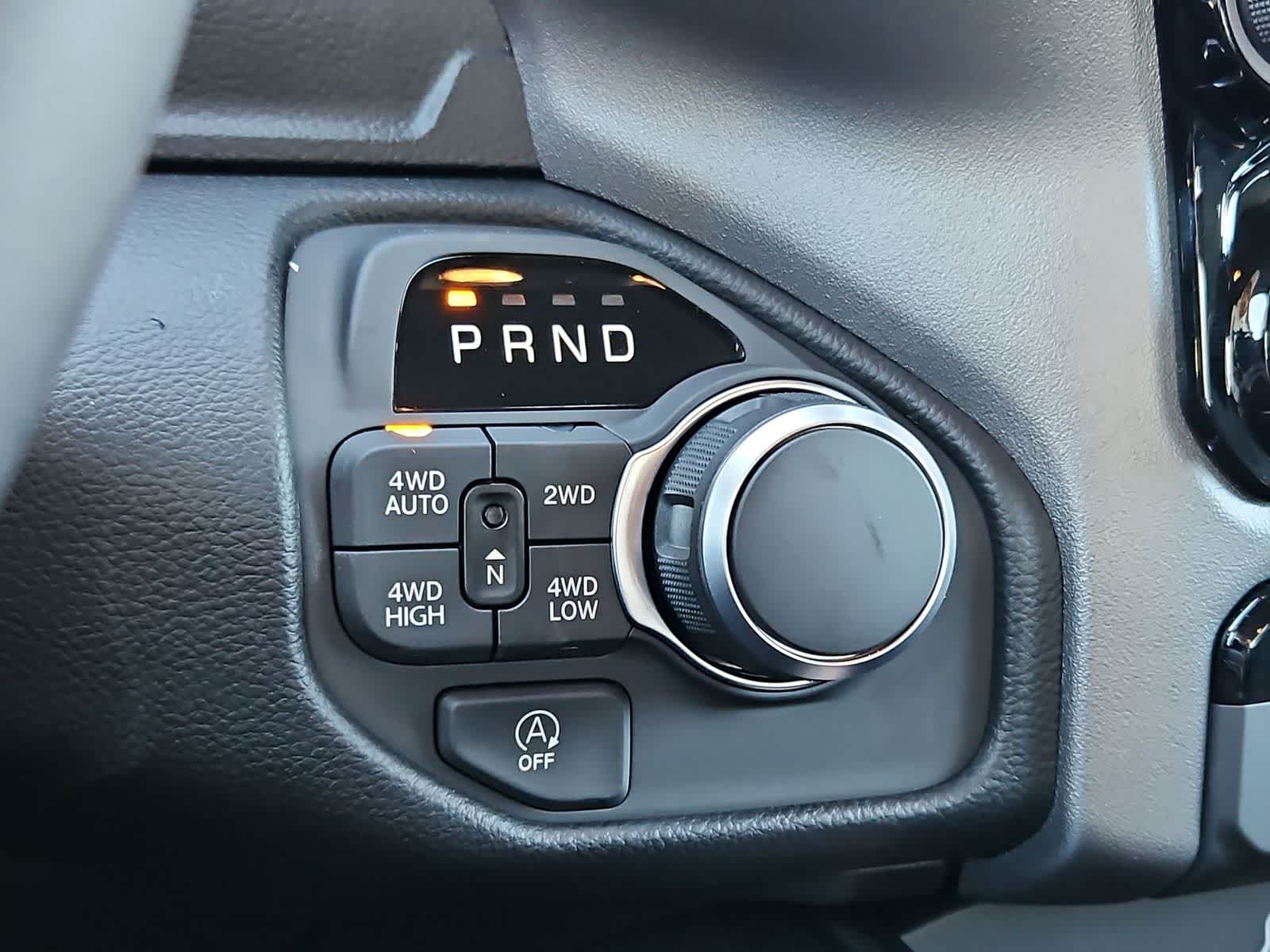 Thumbnail: 2026 RAM 1500 - 31