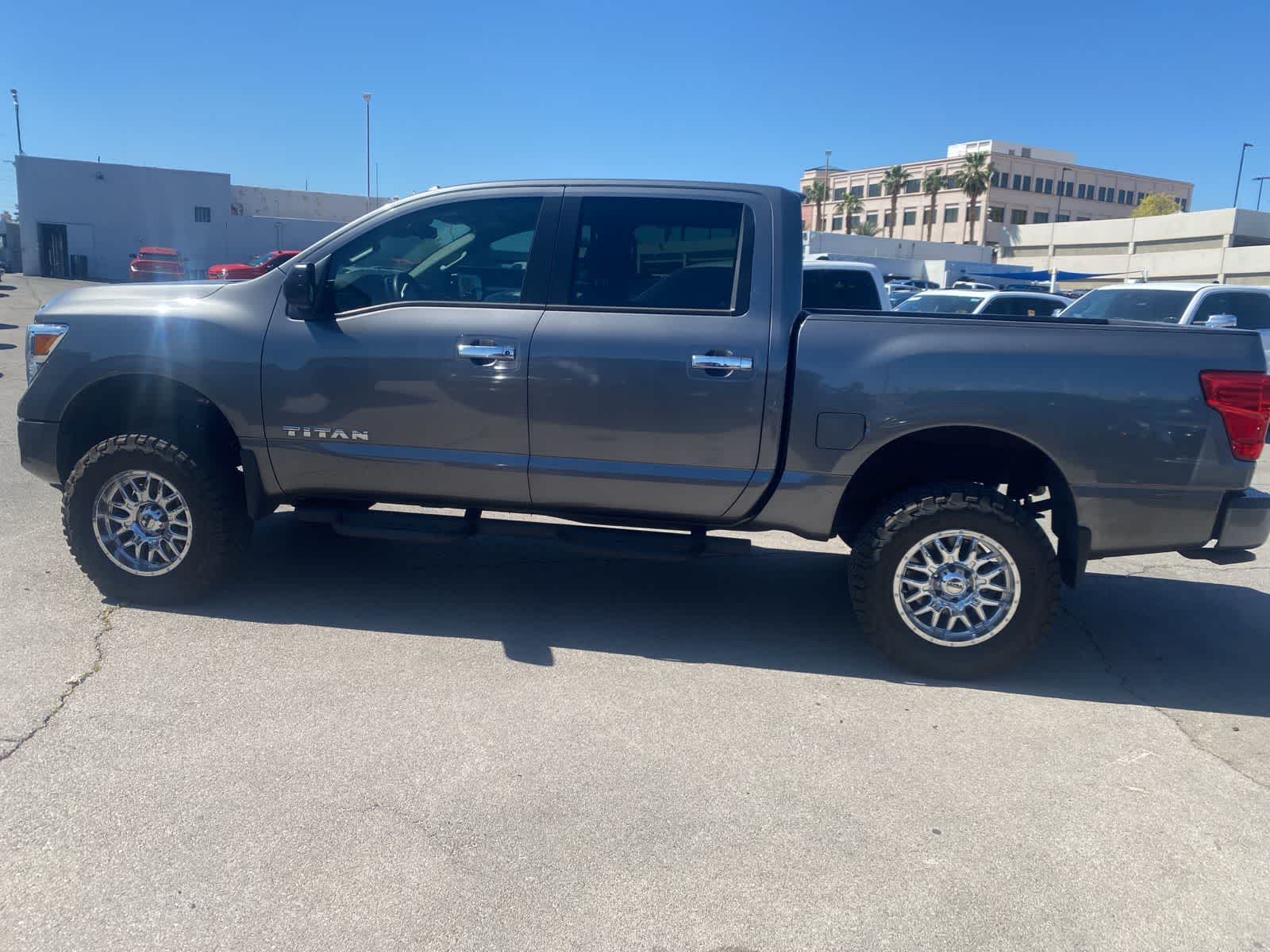 Thumbnail: 2021 Nissan Titan - 9