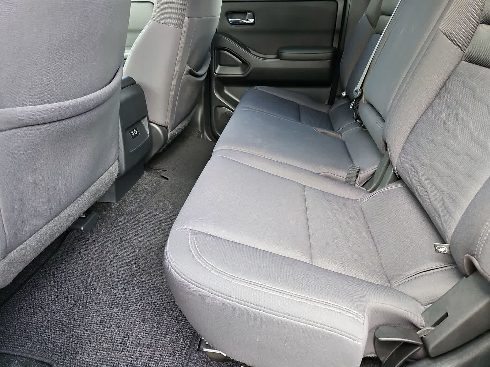 Thumbnail: 2022 Nissan Frontier - 19