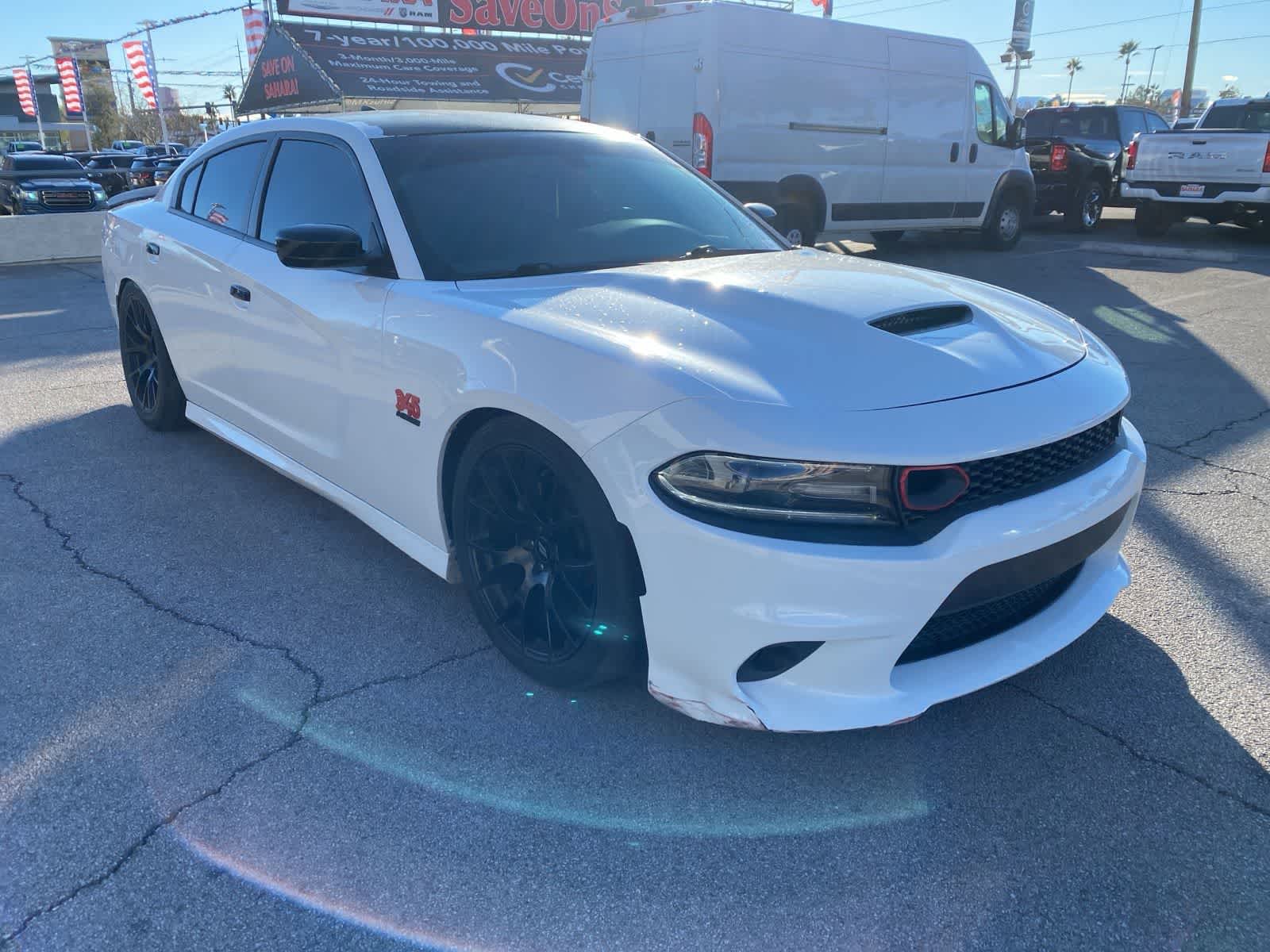 Thumbnail: 2019 Dodge Charger - 4