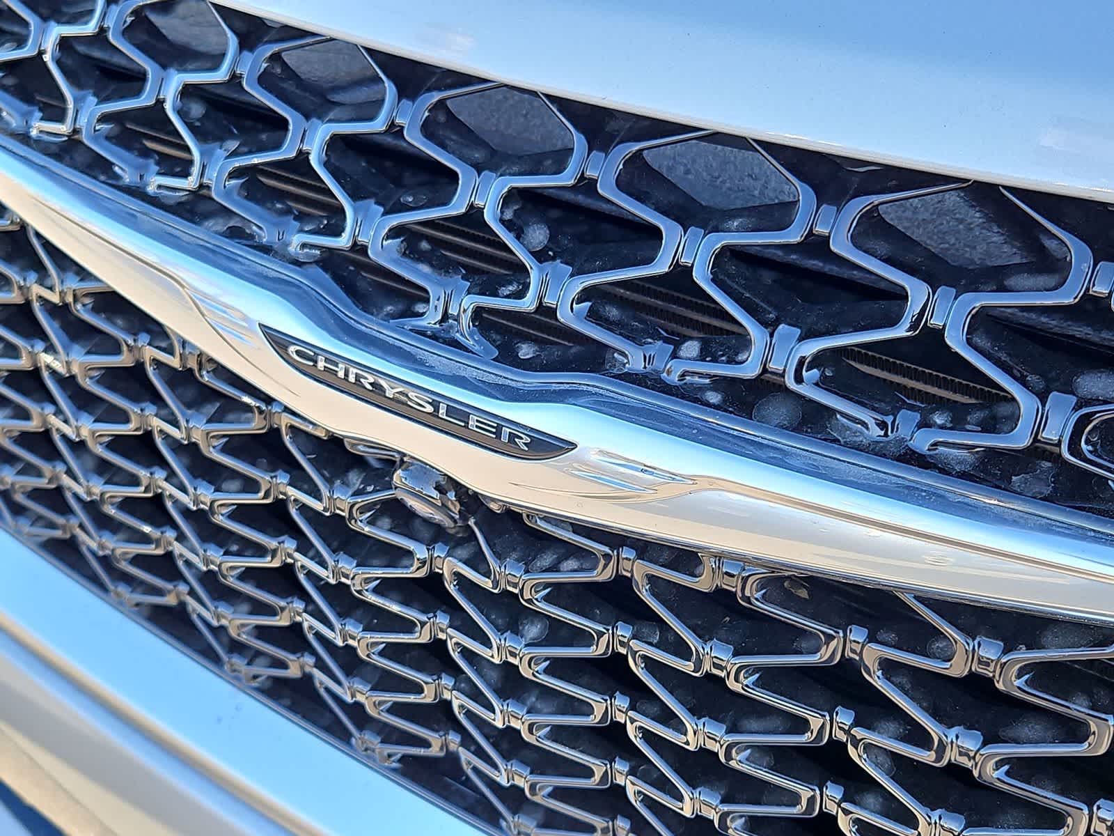 Thumbnail: 2026 Chrysler Pacifica - 11