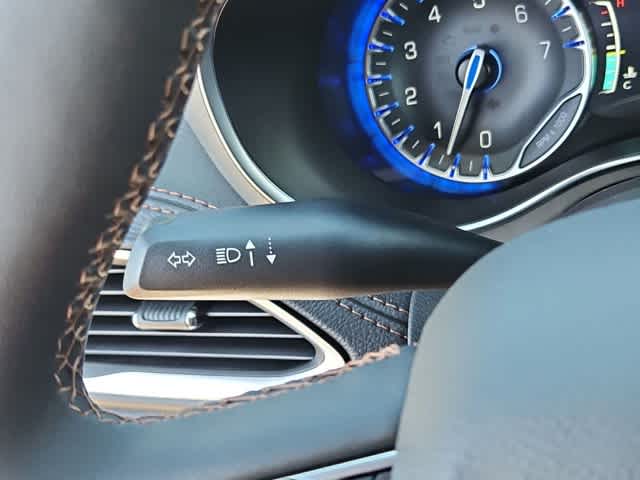 Thumbnail: 2026 Chrysler Pacifica - 26