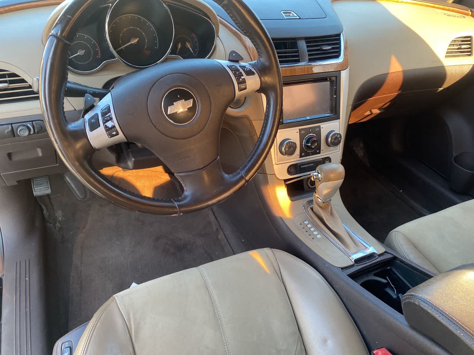 2010 Chevrolet Malibu LT 10