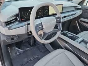 Thumbnail: 2024 Kia EV9 - 15