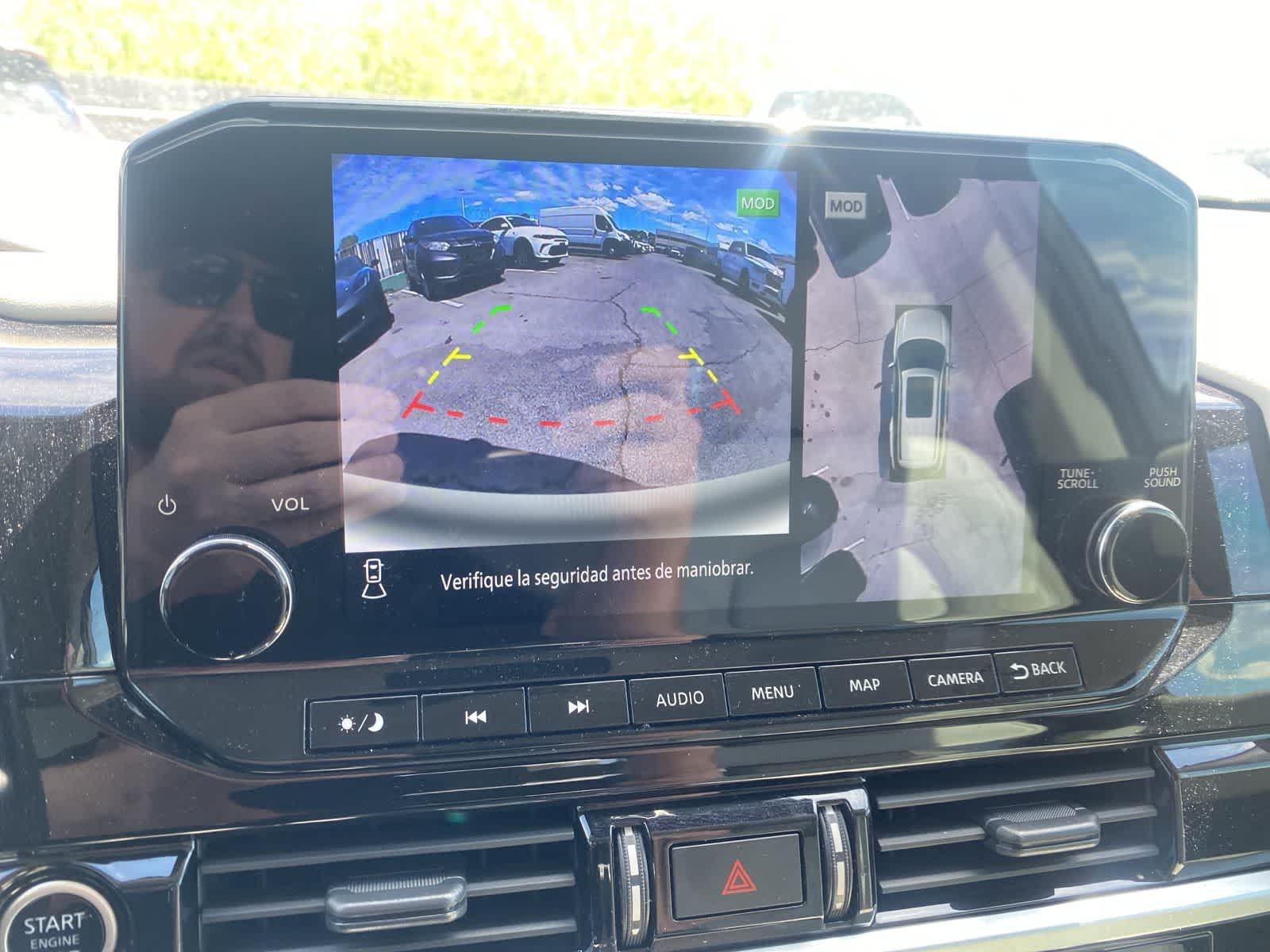 Thumbnail: 2024 Nissan Pathfinder - 14