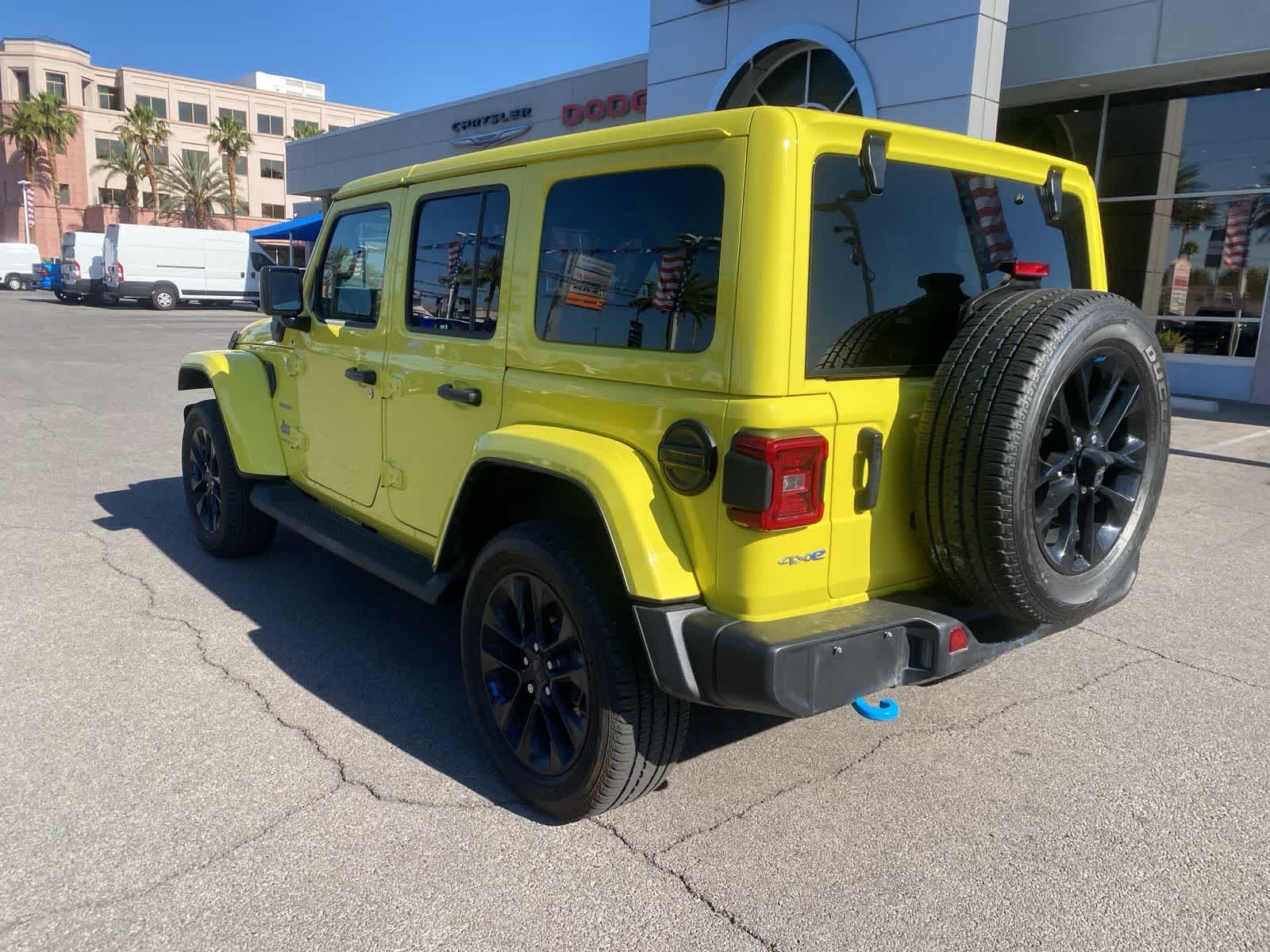 2023 Jeep Wrangler Sahara 8