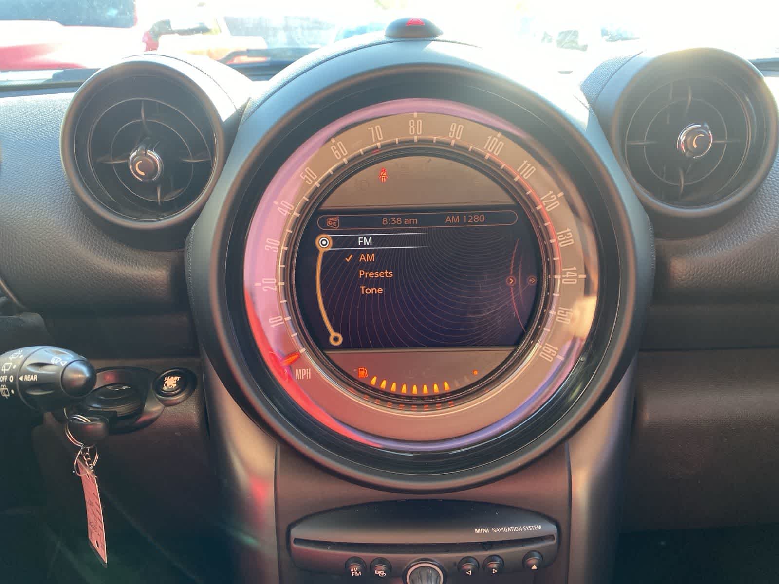 Thumbnail: 2015 MINI Cooper Countryman - 14