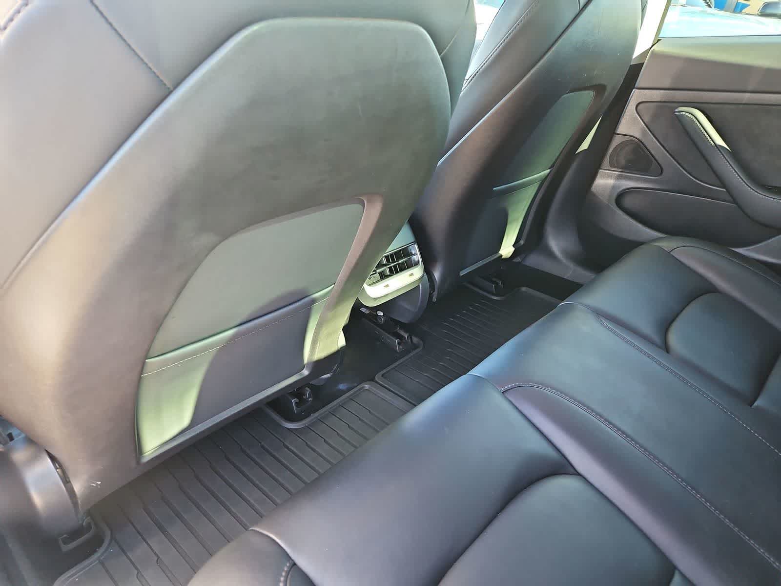 Thumbnail: 2020 Tesla Model 3 - 18