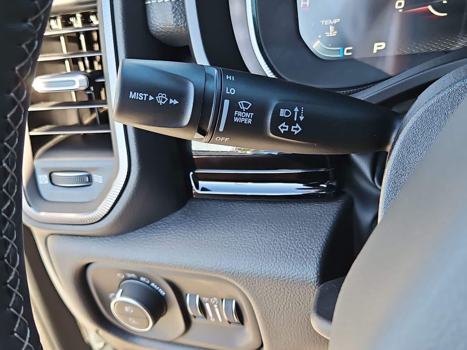 Thumbnail: 2026 RAM 1500 - 26