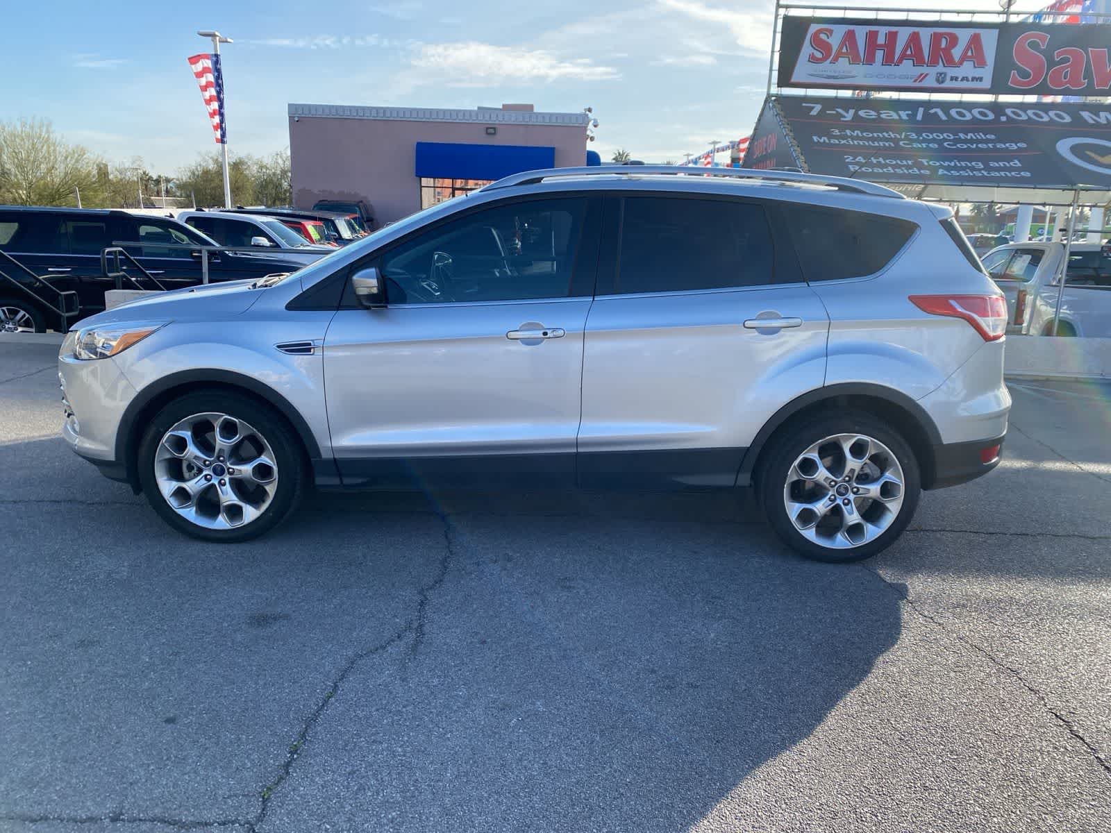 Thumbnail: 2015 Ford Escape - 9