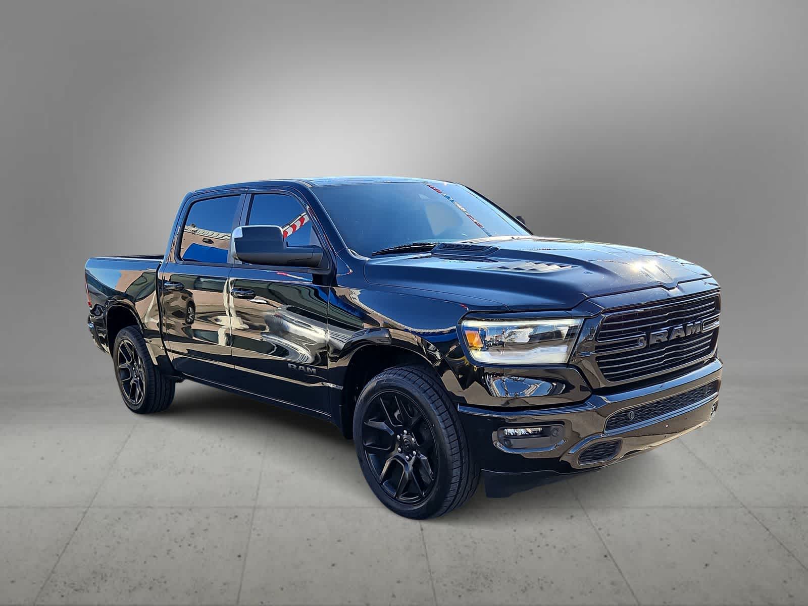 2024 Ram 1500 Laramie photo 2